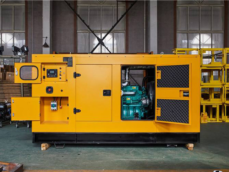 南芬柴油发电机组是一种将柴油发动机与发电机组合在一起的发电设备,以下为你详细介绍