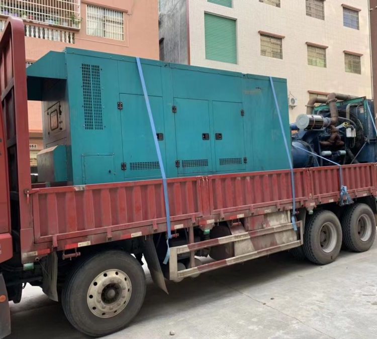 南芬如何在不同负载率下确保 400KW 柴油发电机组的正常运行？